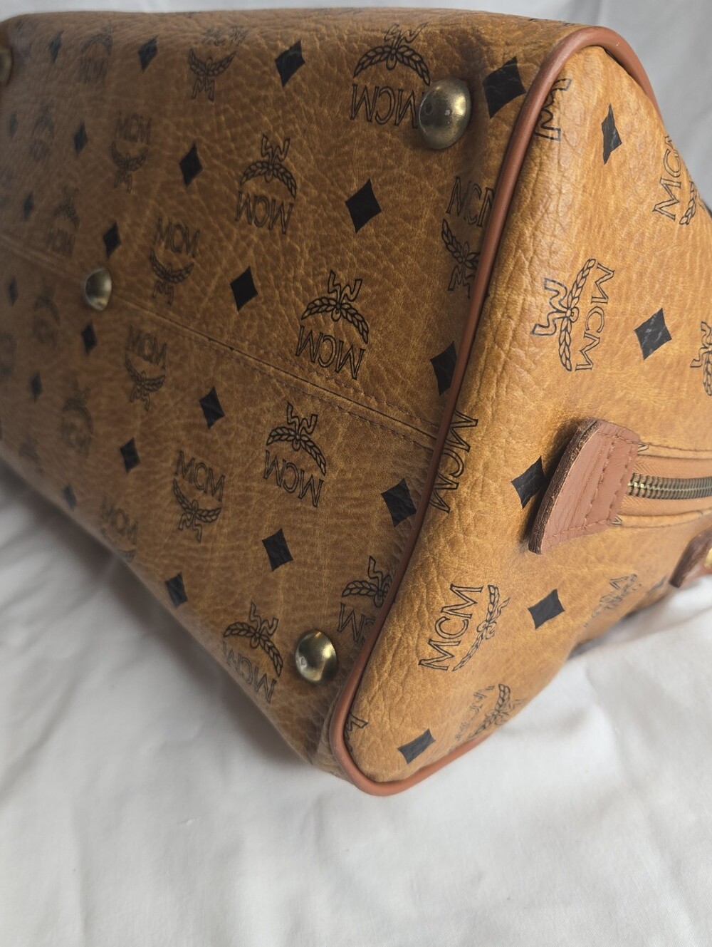 Mcm Visetos Cognac Boston Bag - Picture 9 of 16